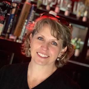 Meet your Posher, Elizabeth lisa